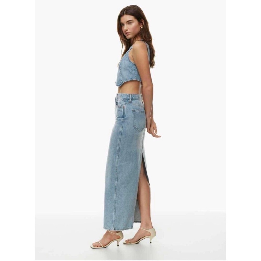 Aritzia Denim Forum The 90s Pencil Maxi Denim Skirt size 29